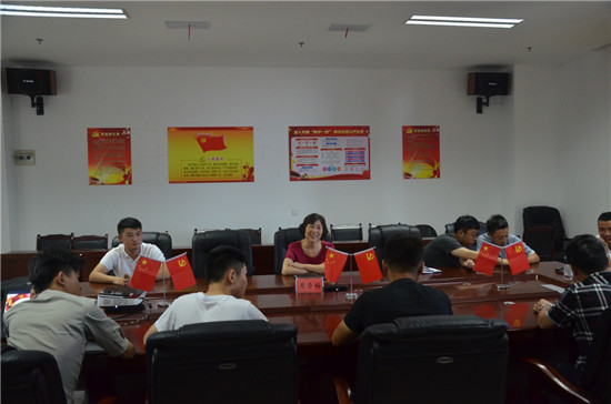 “傳承紅色基因、弘揚(yáng)八一精神”--城投集團(tuán)召開退伍軍人座談會(huì)