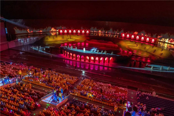 月光所照，皆為家國(guó)——景德鎮(zhèn)大型實(shí)景演出《china》國(guó)慶假期受到觀眾熱捧