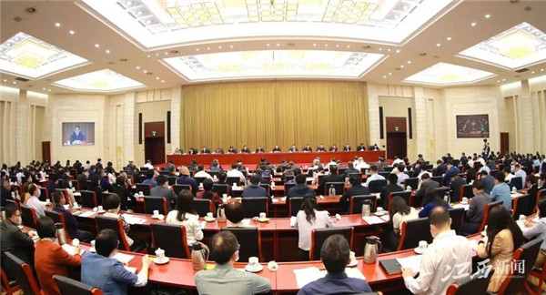 省委召開貫徹落實(shí)中央人大工作會(huì)議精神推進(jìn)會(huì),易煉紅提出這些要求